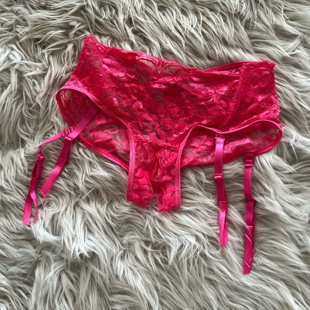 💘 Fredrick's Laced bottom